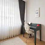 Cozy Oasis In Moda Steps To Seafront Κωνσταντινούπολη