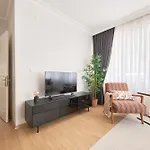 Cozy Oasis In Moda Steps To Seafront Διαμέρισμα *