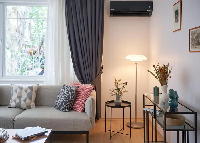 Cozy Oasis In Moda Steps To Seafront *