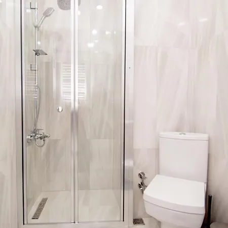 Апартаменты Cozy Oasis In Moda Steps To Seafront Стамбул