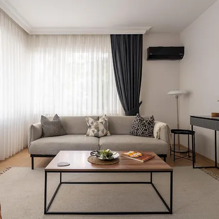 Cozy Oasis In Moda Steps To Seafront * Стамбул