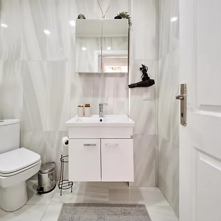 Cozy Oasis In Moda Steps To Seafront Appartement *